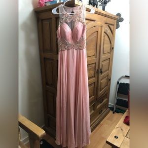 Formal dress. Size 4. Never altered. Worn once